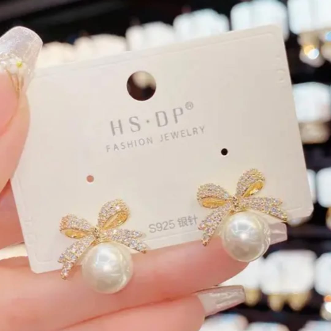 Bow Pear Earrings