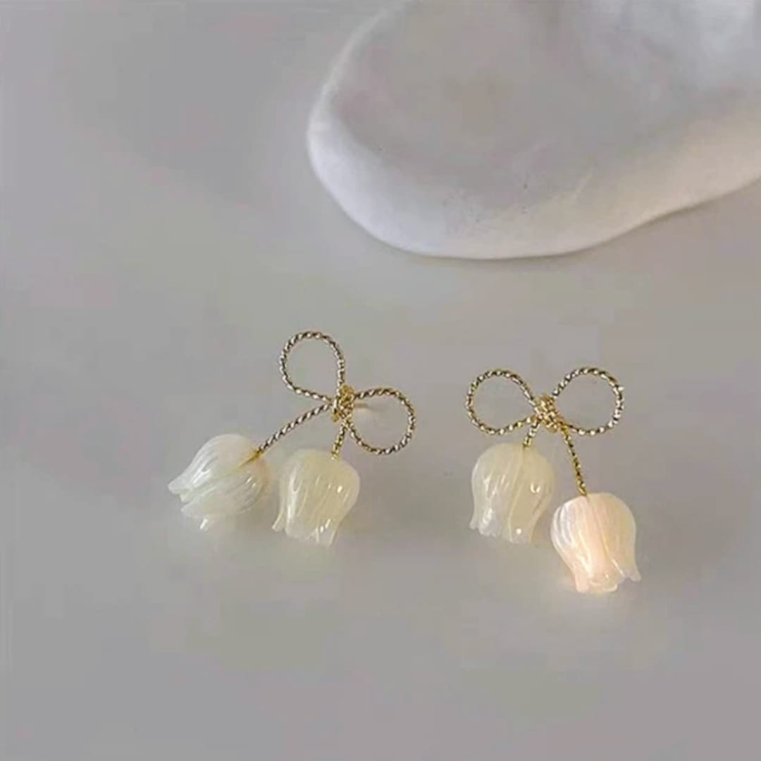 I Need You White Tulip Earrings