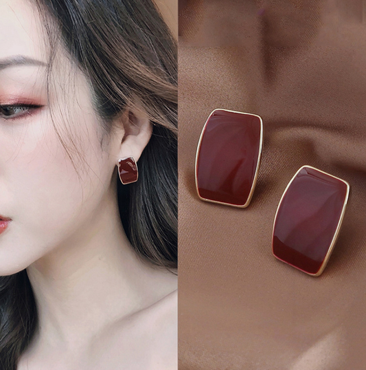 Elegance meets professionalism stud Earrings