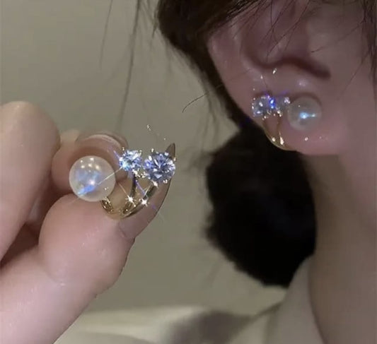 Trending Now Pearl Earrings