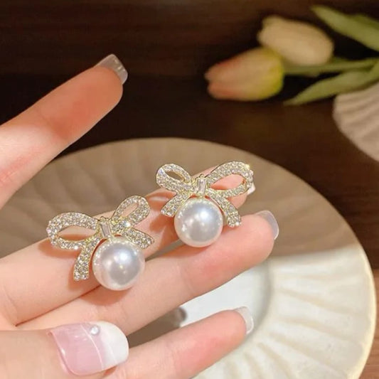 Bow Pear Earrings